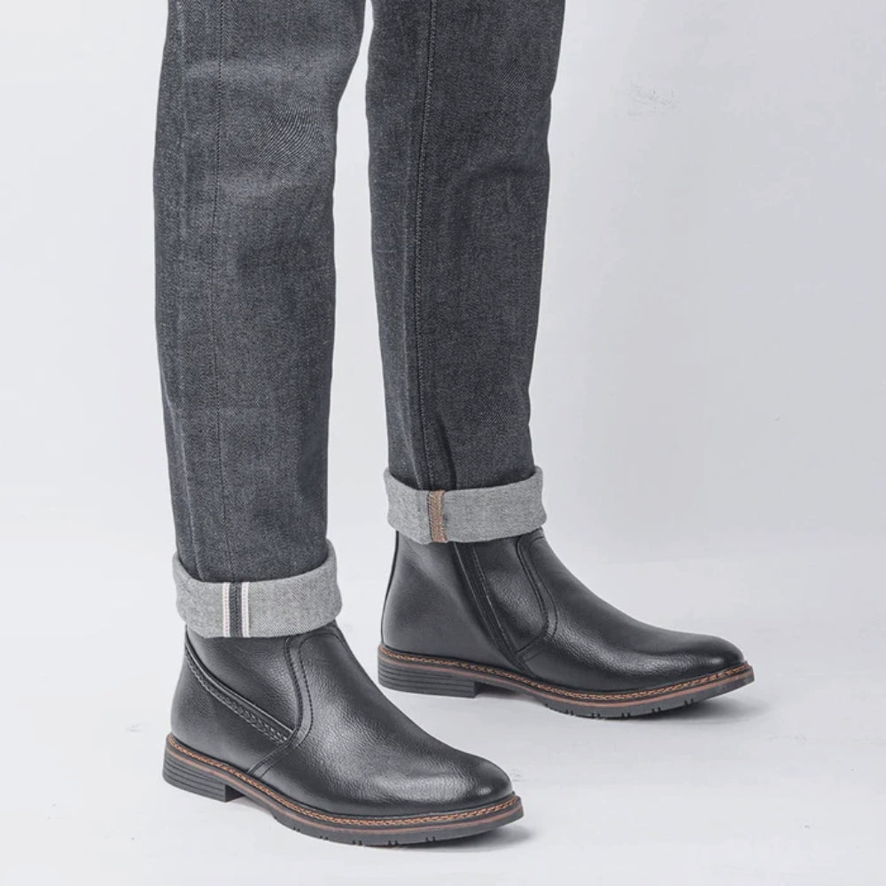 Zarix | Leather boots with lined interior